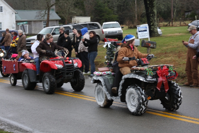 Quality Christmas Parade 2013 Beech Tree News Network